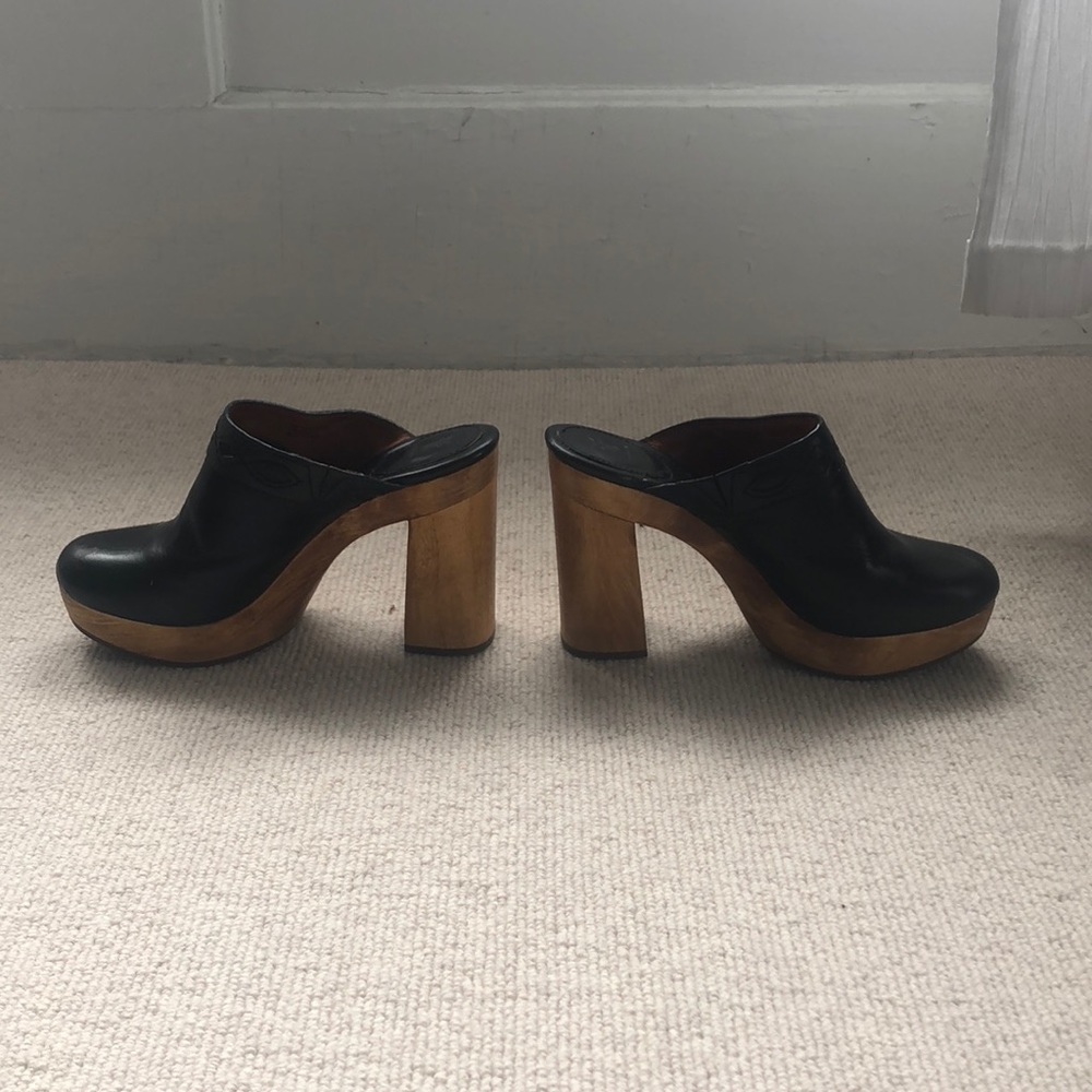 Frye Emily Clog Mule size 8 in Black